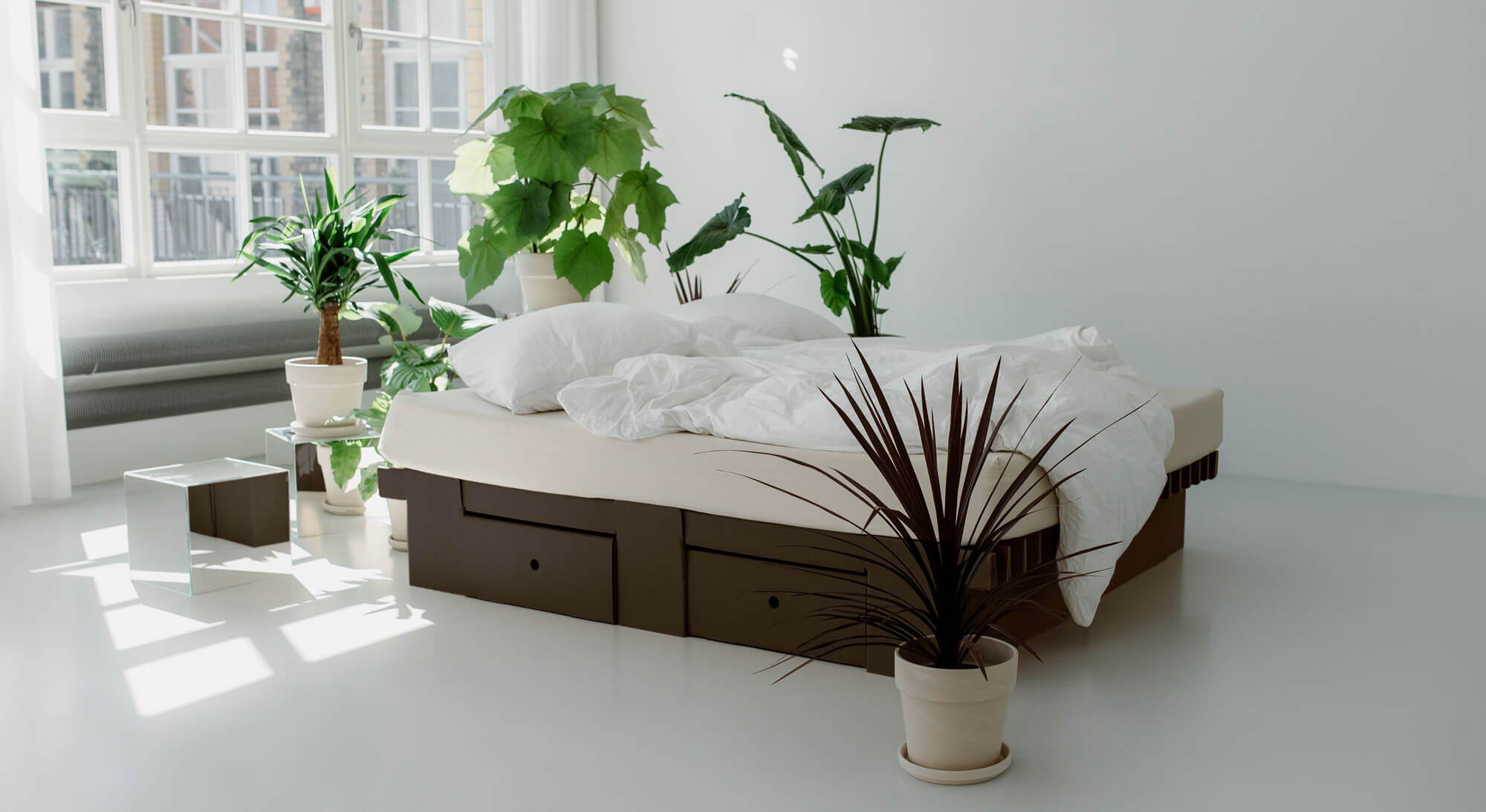 ROOM IN A BOX ein Bett in Überlänge (bis 220 cm) 