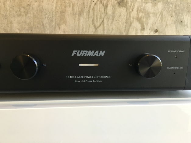 Furman Sound Elite-20PFi Power Conditioner with all acc...