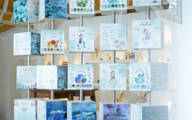 birthstone guide cubes in jewelry store Sanur