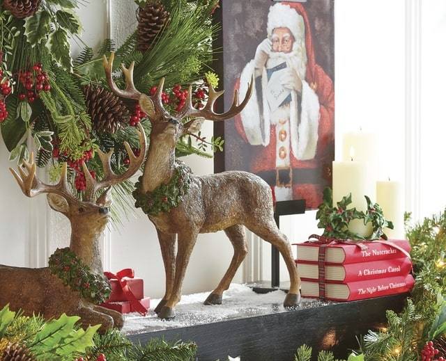 melrose rustic Christmas reindeer with wreath collar