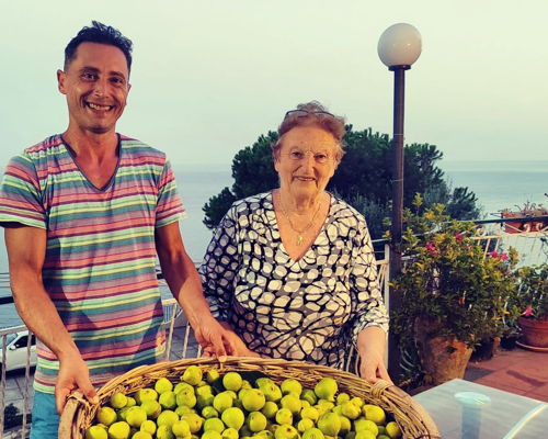 Food experiences Amalfi: Magic of the Coast: tour, wine and authentic flavors