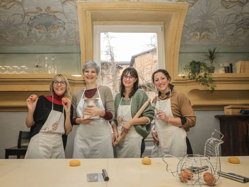 Cursos de cocina Bolonia: Las recetas de la abuela: lasaña verde con ragú