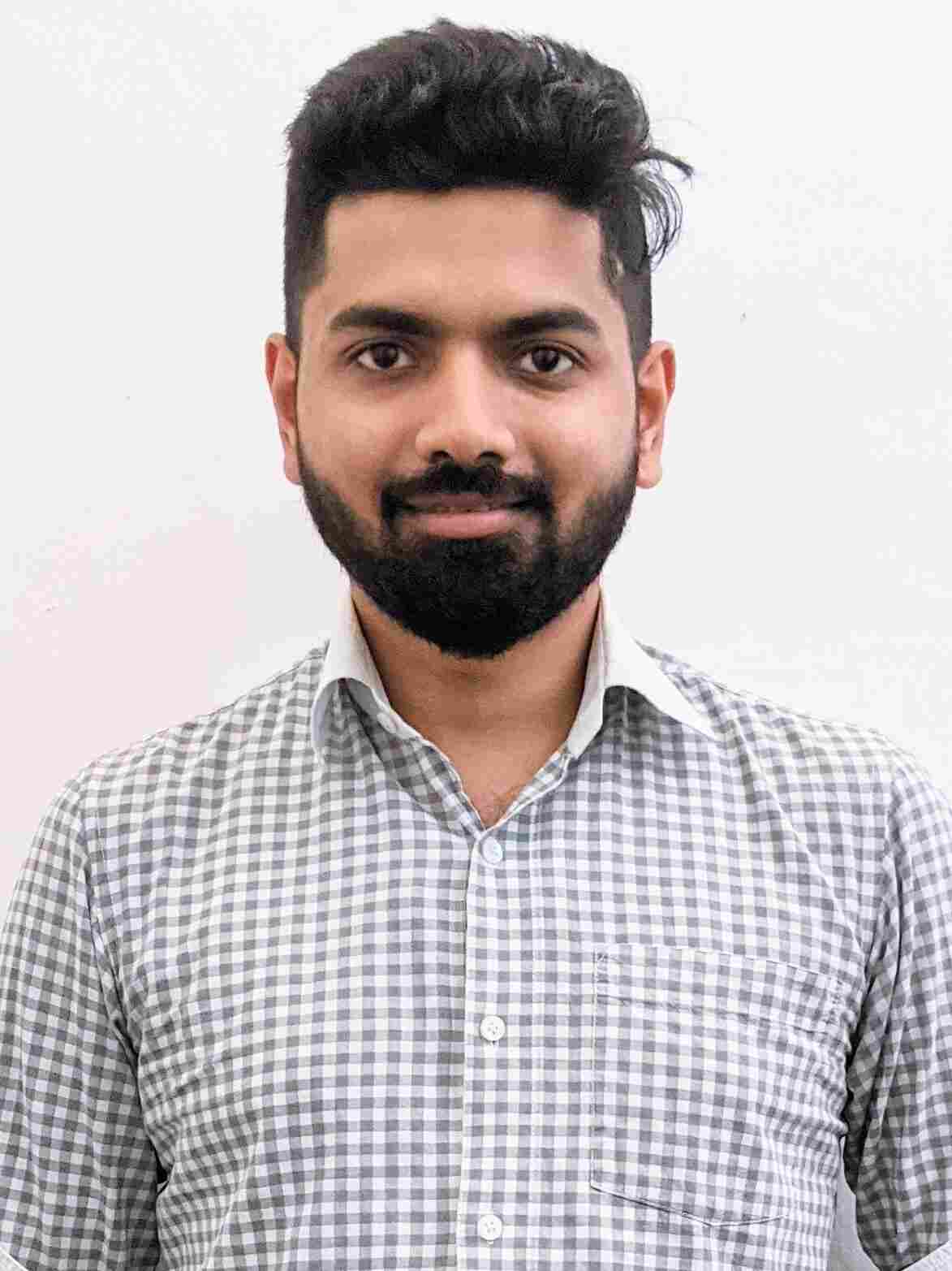 Yatharth - - Verilog Expert and Mentor