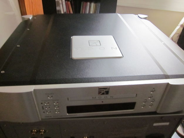 Simaudio  Moon Evolution 750D CD with USB Player/DAC