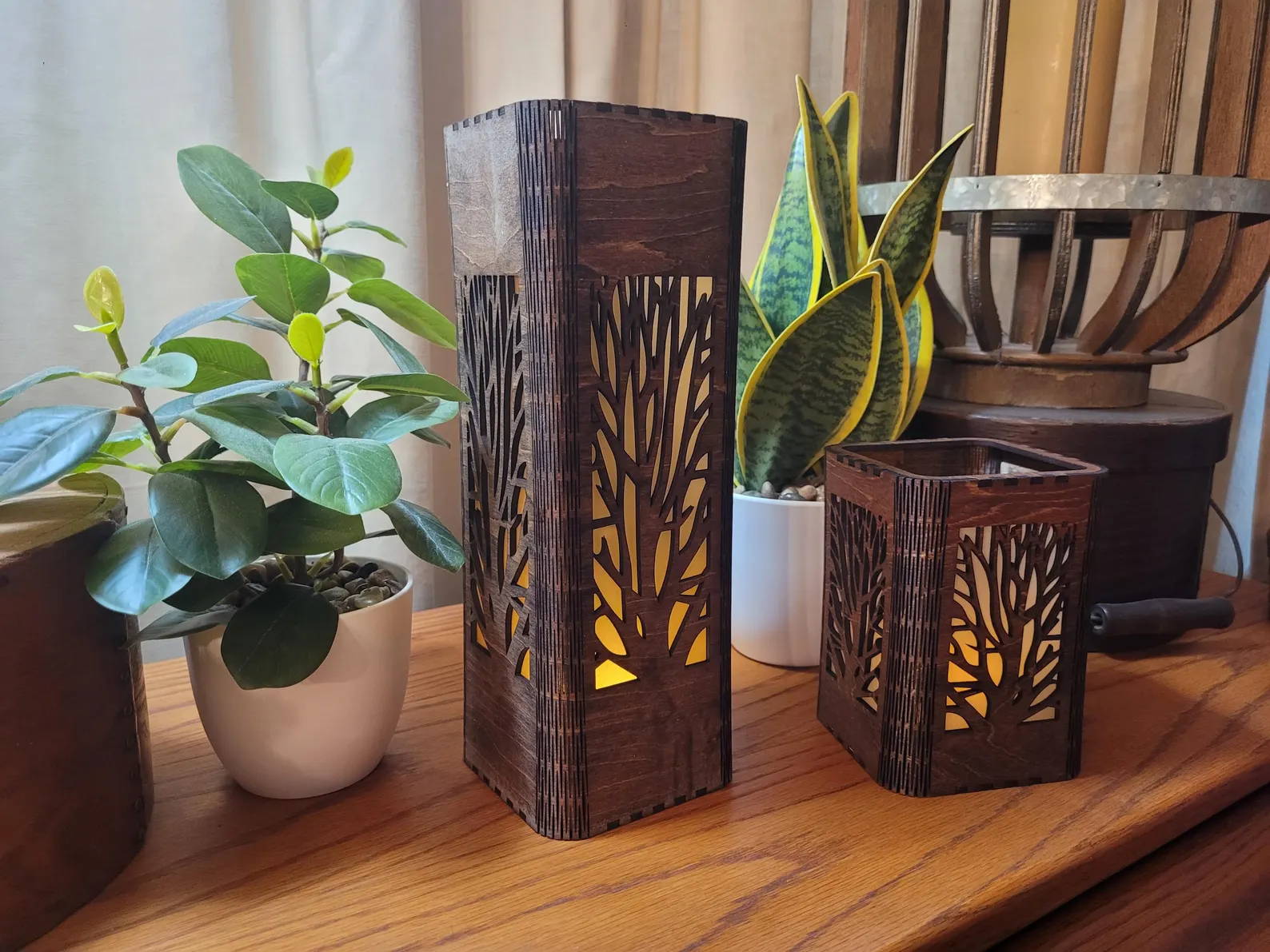 Faroles y luminarias de Año Nuevo cortados con láser 006