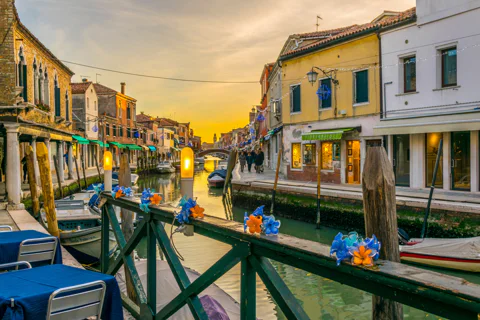Half Day 2 Islands Boat Tour: Murano & Burano
