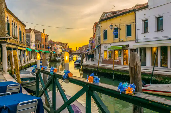 Half Day 2 Islands Boat Tour: Murano & Burano