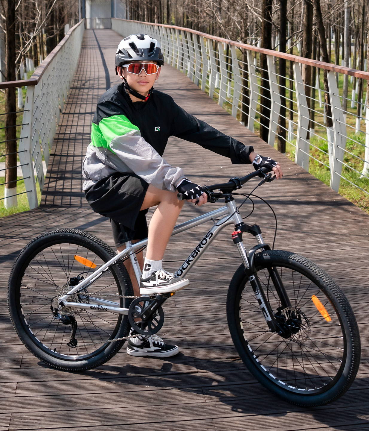 26インチ　自転車 シティサイクル 26インチ シマノ6段変速ギア ママチャリ 自転車