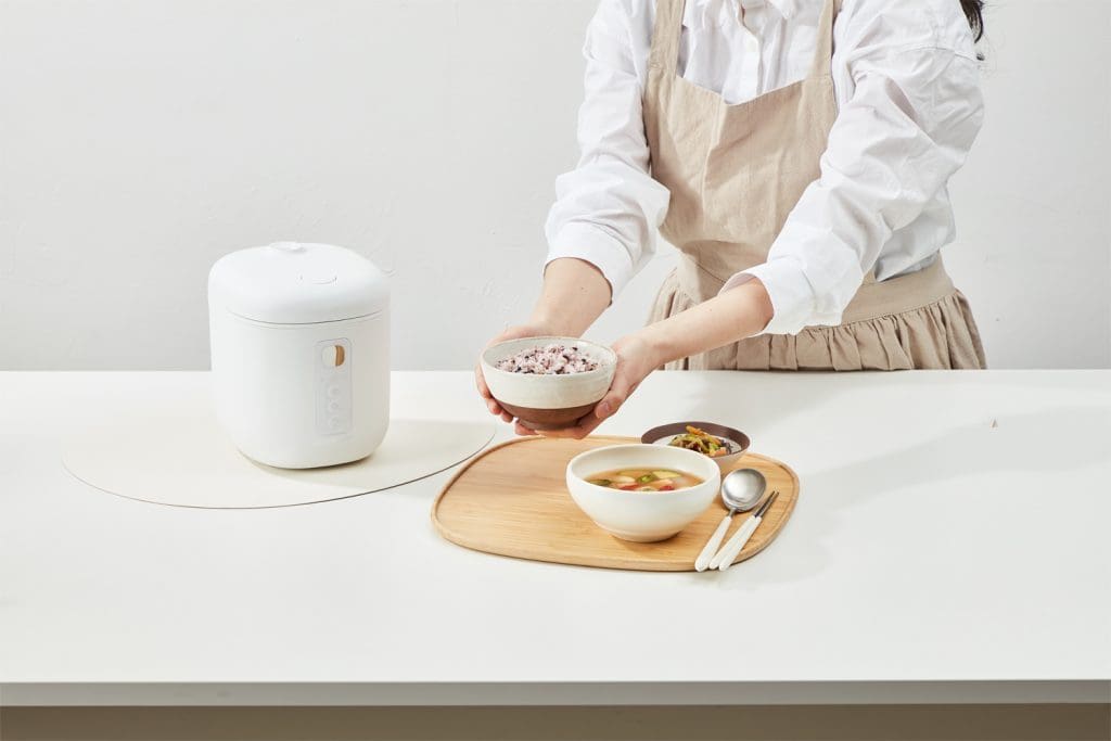 Living Mode by LocknLock LML-3012W Mini Rice Cooker (0.5-2 regular cups) 1.2L white - Image 9