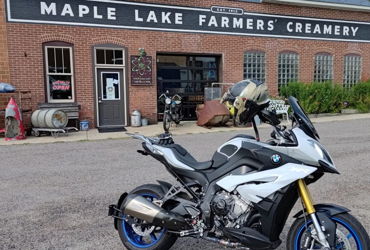 2016 BMW S 1000 XR motorcycle for rent near Roseville, MN