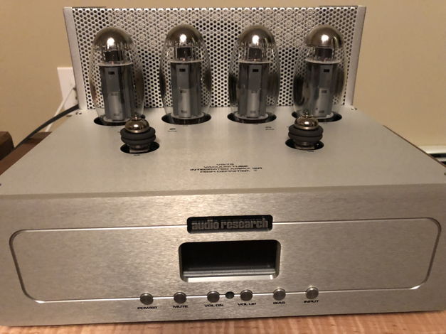 Audio Research VSI 75 Nearly New! Only 170HRS on it!!