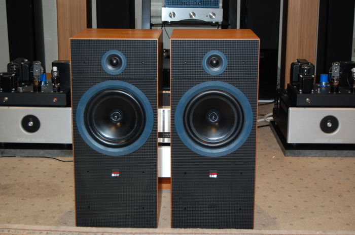 Bower and Wilkins BW Matrix 2's Loudspeakers