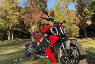 2024 DUCATI DIAVEL V4 motorcycle for rent near Los Angeles, CA