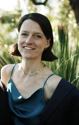 Iris Heusschen