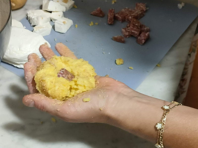 Corsi di cucina San Martino delle Scale: Arancine e Cannolo scomposto: tutto il sapore della Sicilia