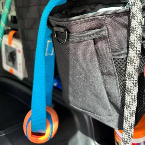 shoulder holster review, shoulder holster for men, shoulder holster for fat guy, right hand shoulder holster