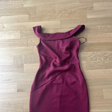 Etui Kleid