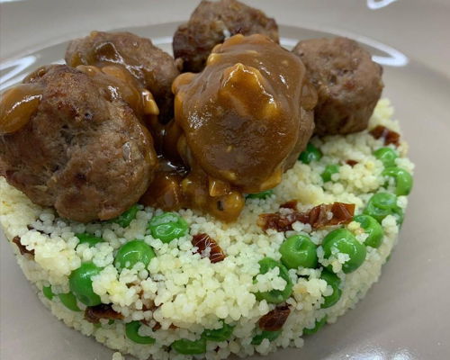 Corsi di cucina Turate: L’arte delle polpette: sapori e tradizione a tavola