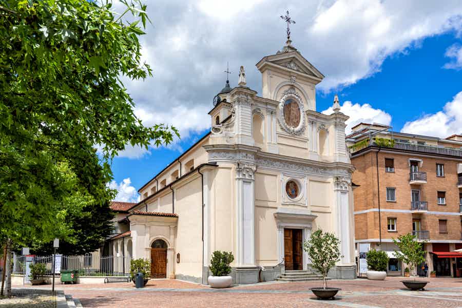 Barolo Wine Tasting, Alba Tour & Castle Visit - photo 2