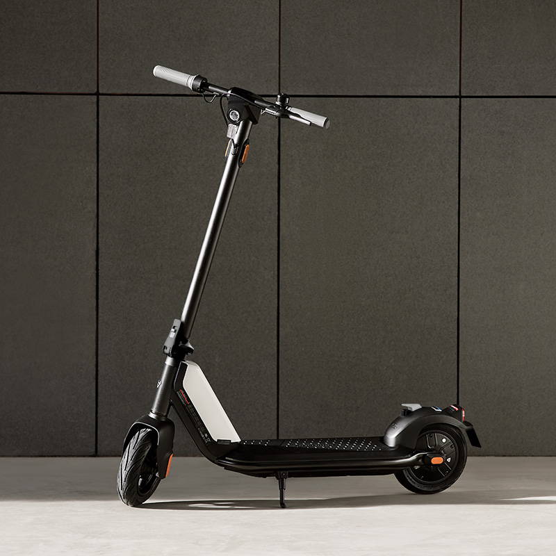 NIU KQi1 Pro Electric Kick Scooter NIU® Official