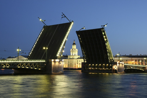 Петербургская ночь. Мосты