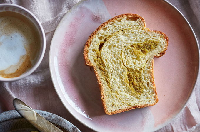 Pain brioché aux pistaches