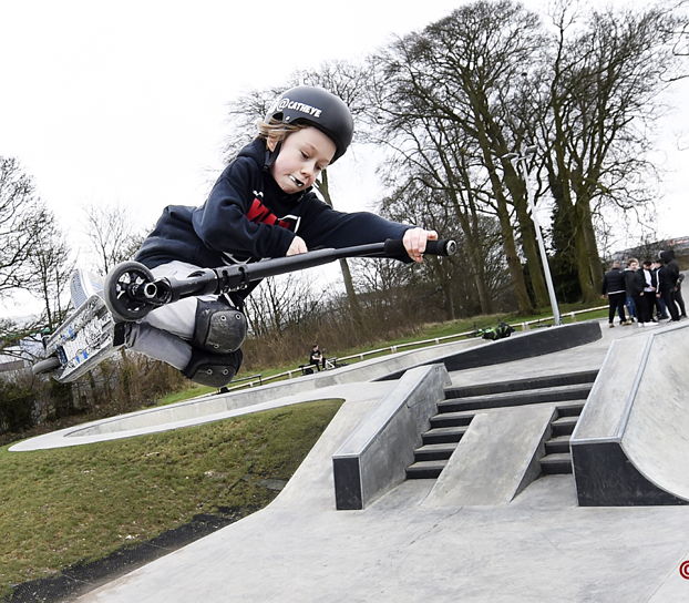 JACK OBRIEN on RIDERS "Another sick pic from Maverick skatepark when