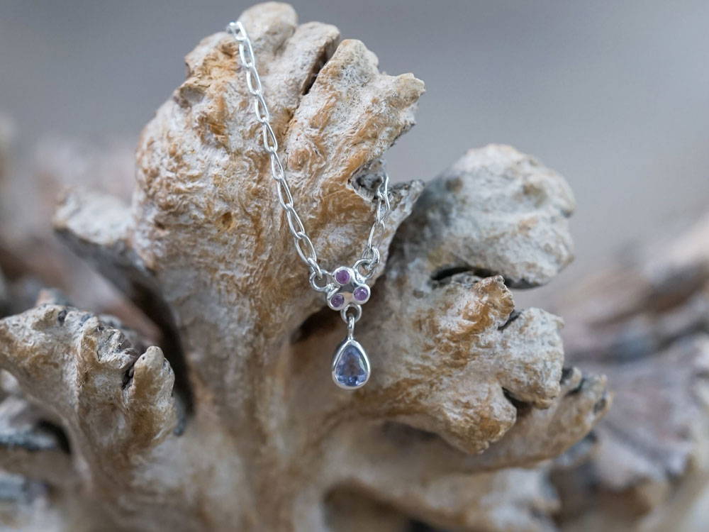 tribe-gemstone-jewelry-Tanzanite-and-Pink-Sapphire-Necklace-1