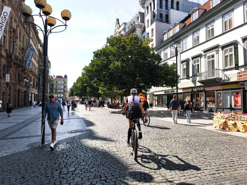 Electric Trike Tour of Prague, live guide included - photo 2