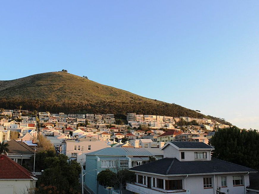  Cape Town
- 90757 1.jpg
