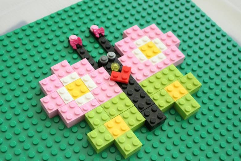 Lego symmetrical butterfly