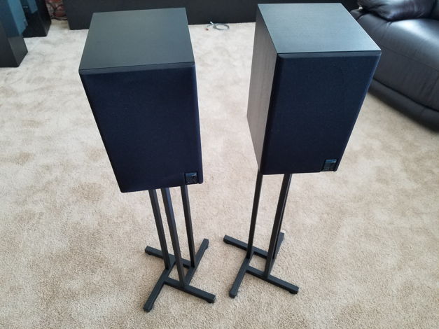 KEF 102 Reference Series Speakers with Kube and Stands