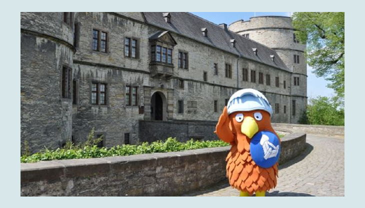kreismuseum wewelsburg museum mit maskotchen