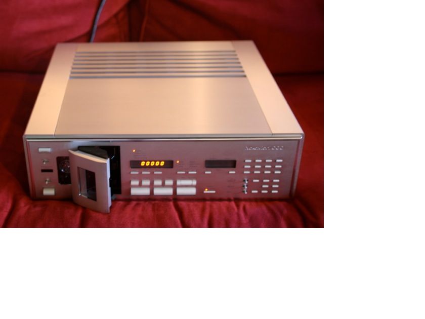 Nakamichi DAT 1000 DAT Player/recorder w/ For Sale | Audiogon