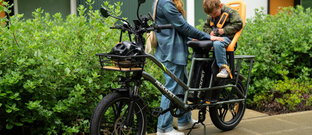 Child seat on Mukkpet cargo electric bike