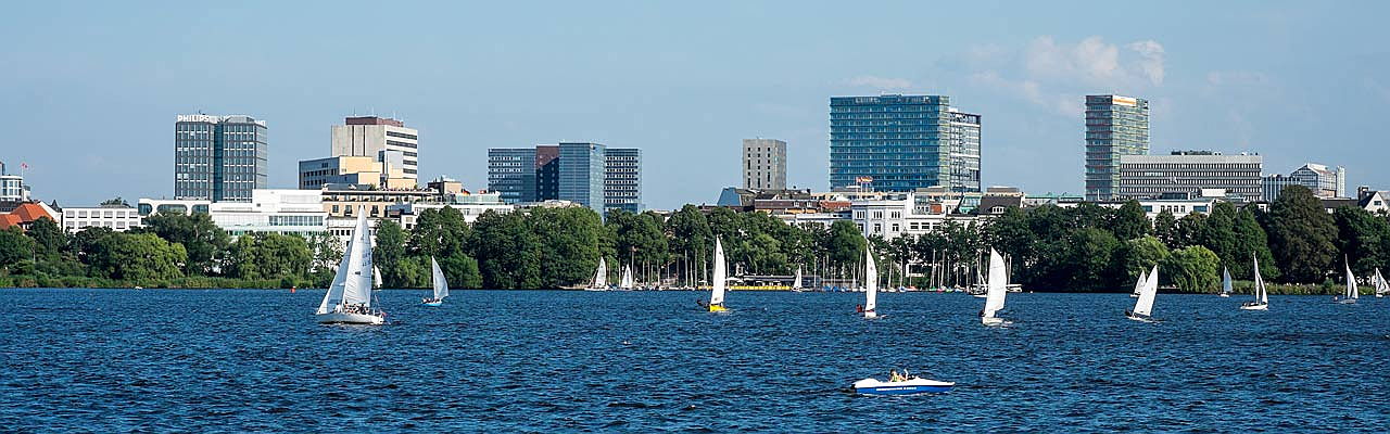  Hamburg
- Selling real estate near the Alster