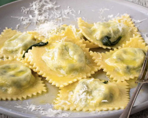 Corsi di cucina Capannori: Prosecco e ravioli: un tuffo nella cucina toscana