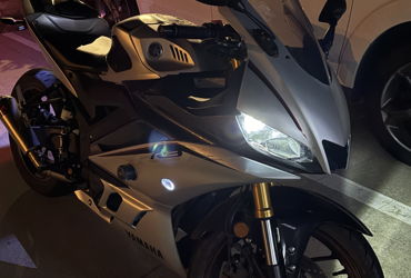 2020 YAMAHA YZF-R3 ABS motorcycle for rent near Fort worth, TX