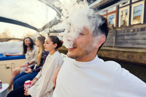 Cloud Boat Smoke-Friendly Canal Cruise