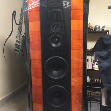 Stradivari Homage