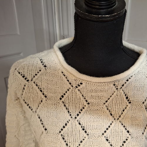 SHEILA, woollen jumper in lace pattern for ladies