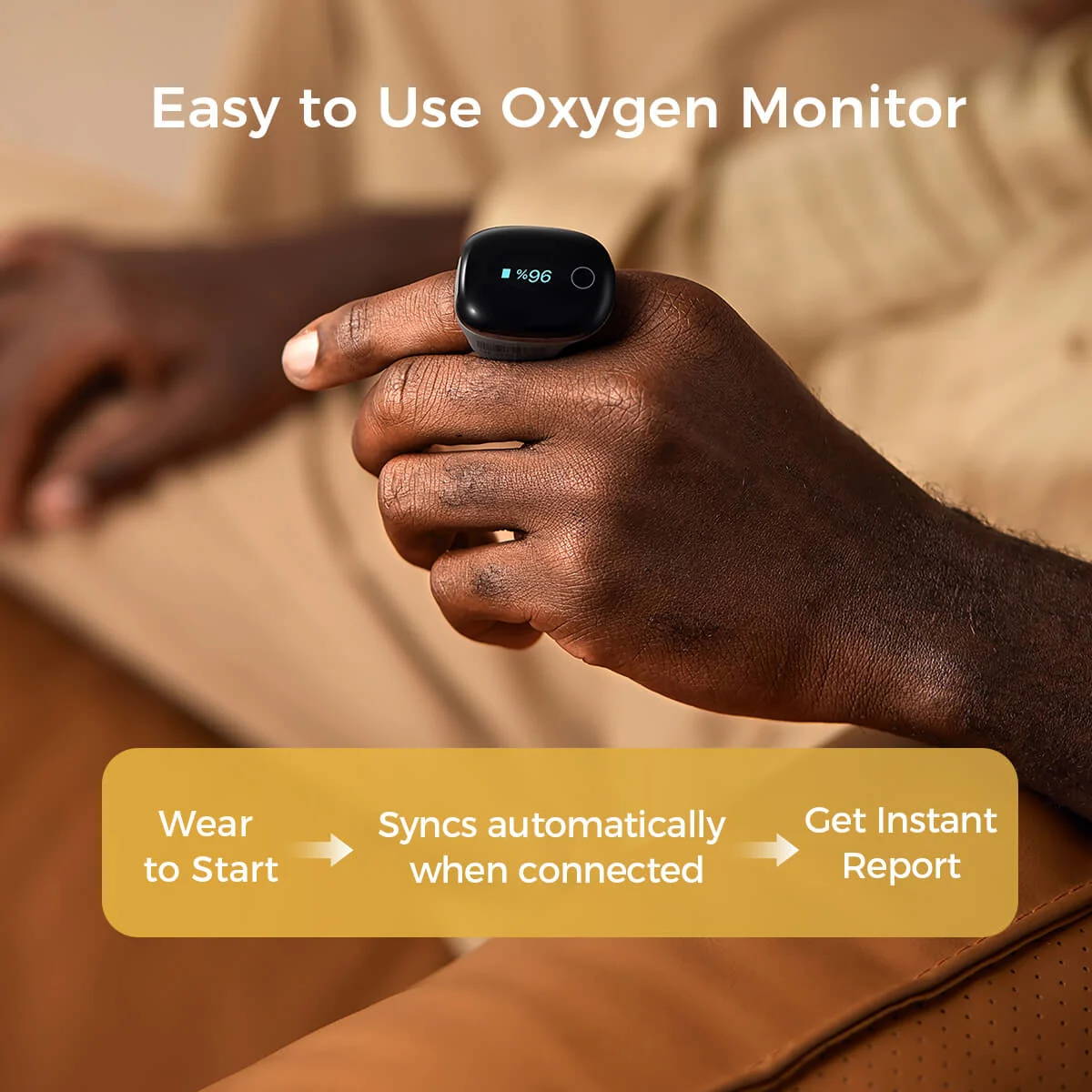 User wearing Wellue O2Ring with simple 3-step process: wear, sync, and get report