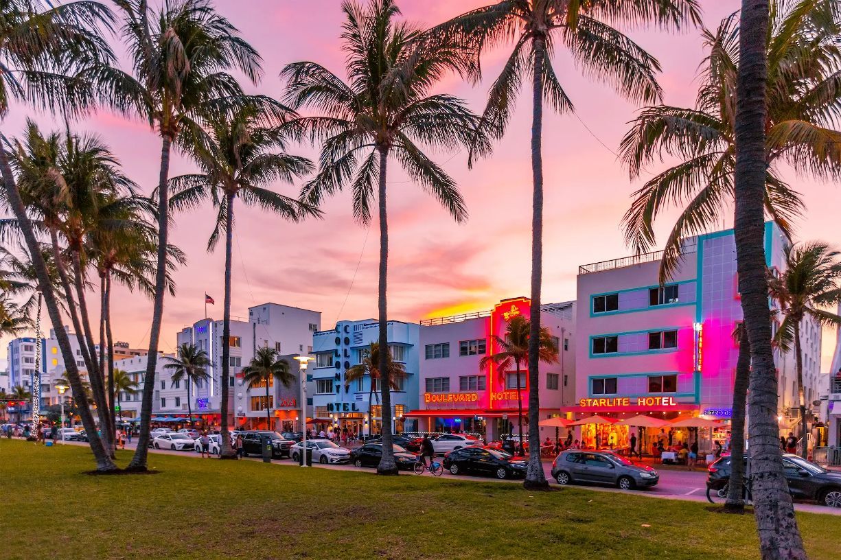 featured image for story, Florida is experiencing the 'biggest migration' in a generation. Here are 10
states locals are moving to.