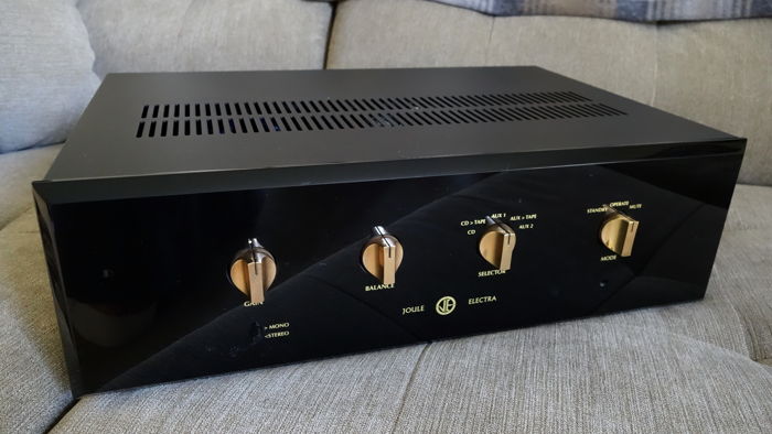 Joule Electra LA-150 mkII All tube Line Stage preamp!