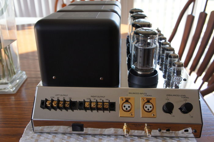 Mcintosh 275 75/w/ch Tube Amplifier