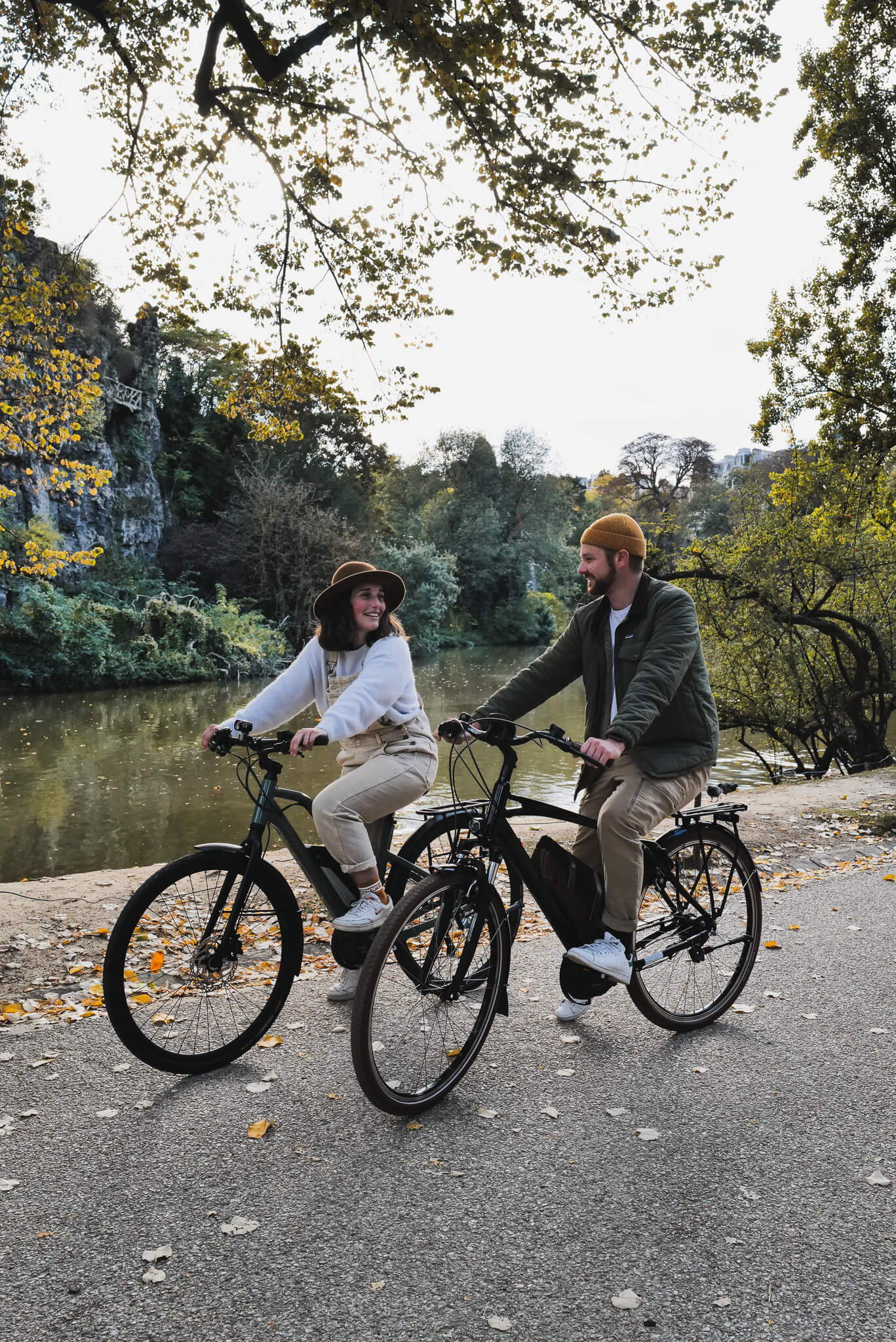 Couple during a ride on an electric bike.