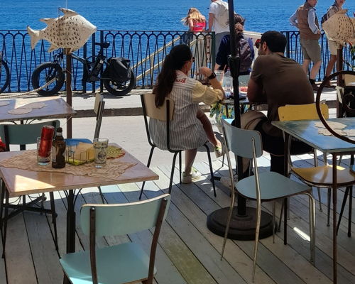 Food & Wine Tours Syracuse: Sicilian Flavors: Market Tour and Seaside Cooking Demo