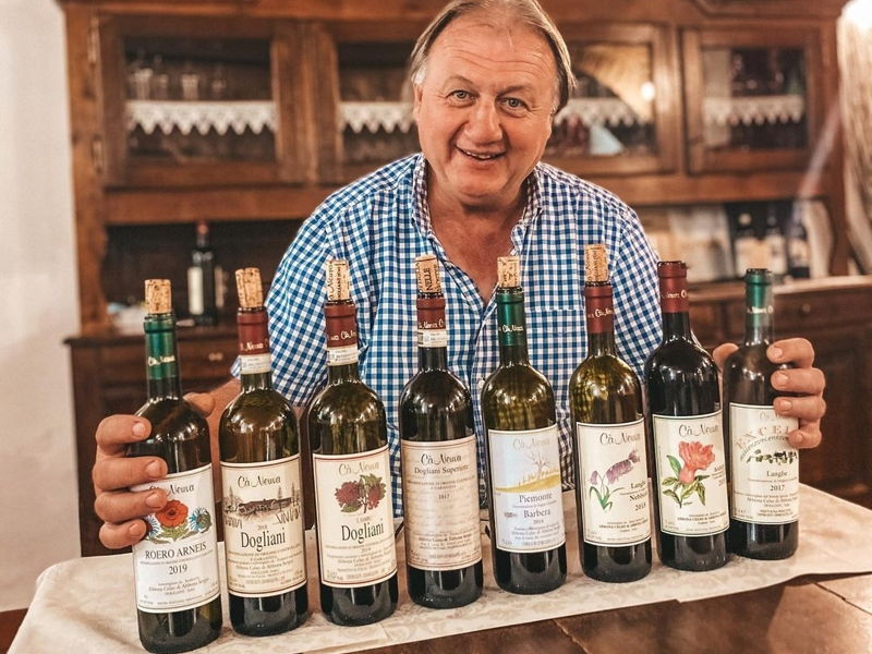 Food & Wine Tours Dogliani: In Langa: tasting of 7 wines and visit to the winery