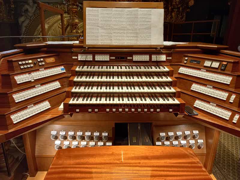 St. Stephen's Basilica: Unique grand organ concert & VIP tickets - photo 3