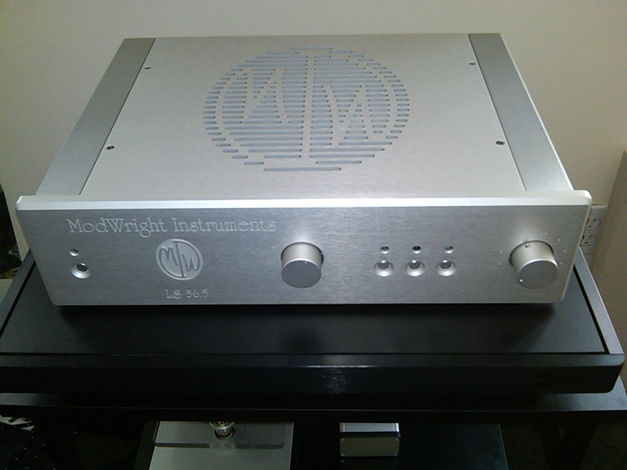 ModWright LS 36.5 Line Stage